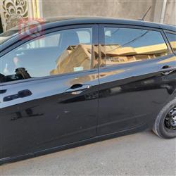 هیوندای ئەکسنت هاچباک